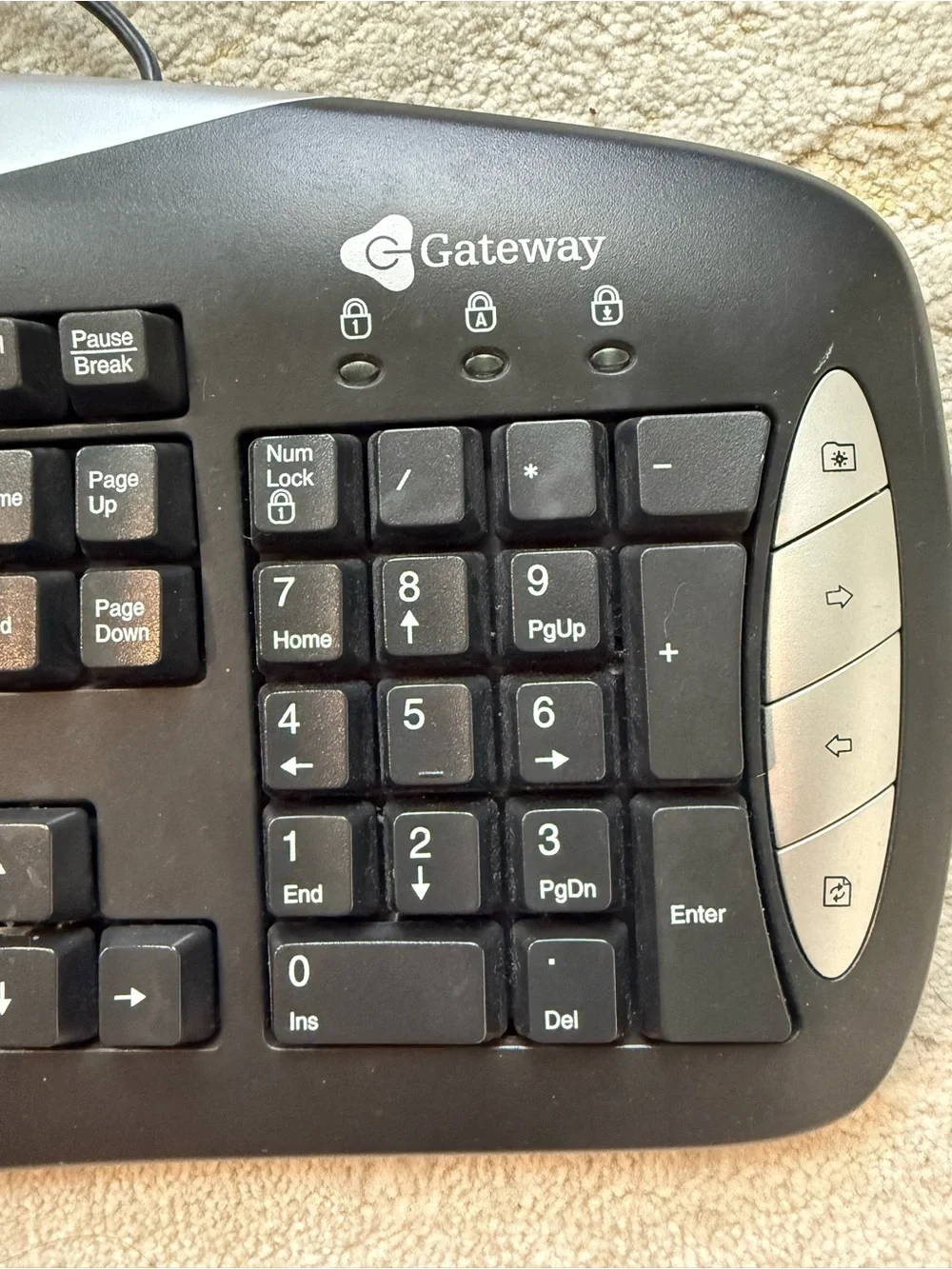 Gateway KB-0401 Wired Multimedia Keyboard Black Silver PS/2 Retro PC Windows